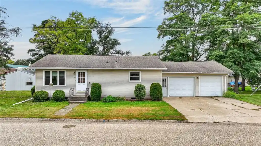 Photo 1 of Single family home for sale at 126 S Park Rd, Blair, WI 54616 | MLS# 1605458 | Listing updated on 2026-09-25