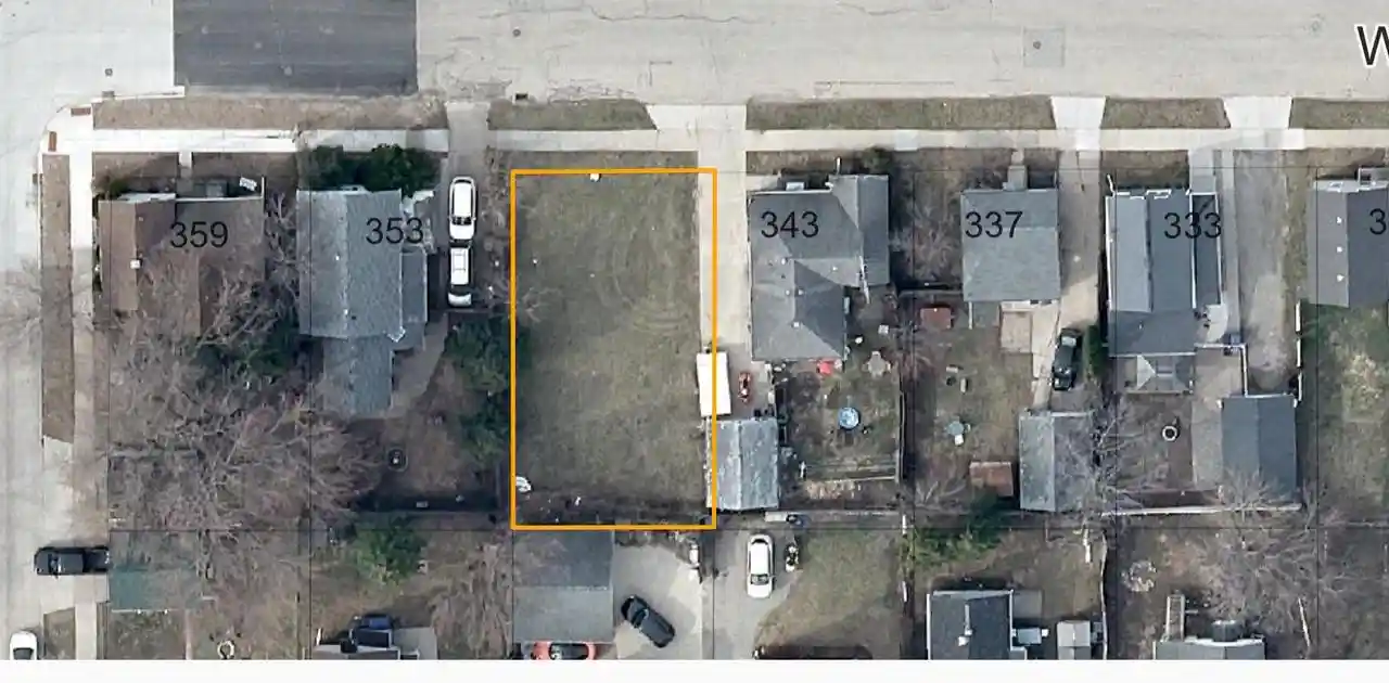Photo 3 of Single family home for sale at 347 W 7th Avenue, Oshkosh, WI 54902 | MLS# 50333237 | Listing updated on 2026-09-30