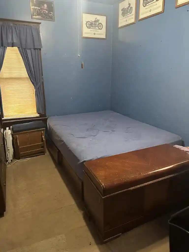 Photo 4 of Single family home for sale at 2108 New York Ave, Manitowoc, WI 54220 | MLS# 1982088 | Listing updated on 2026-10-06