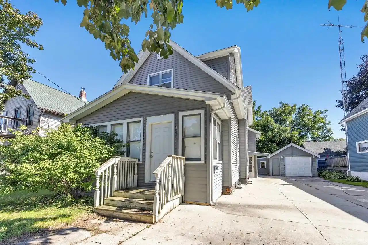 Multi family home for sale at 729 S 20th Street, Manitowoc, WI 54220 | MLS# 50333244
