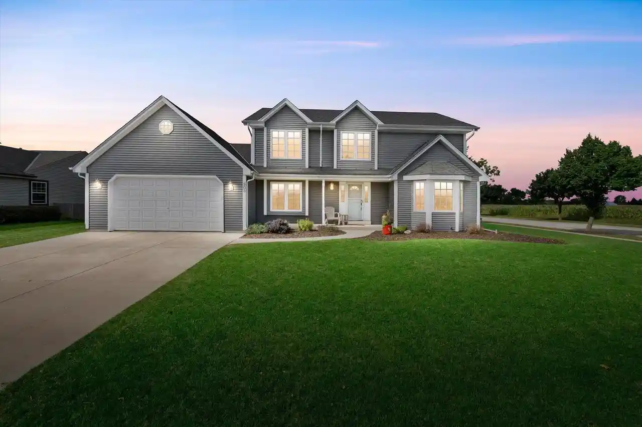 Single family home for sale at 303 S Pheasant Pl, Saukville, WI 53080 | MLS# 1982094