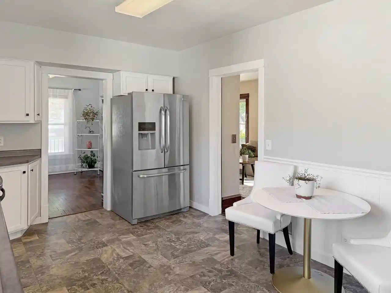 Photo 2 of Single family home for sale at 713 S Mason St, Appleton, WI 54914 | MLS# 50333238 | Listing updated on 2026-10-07