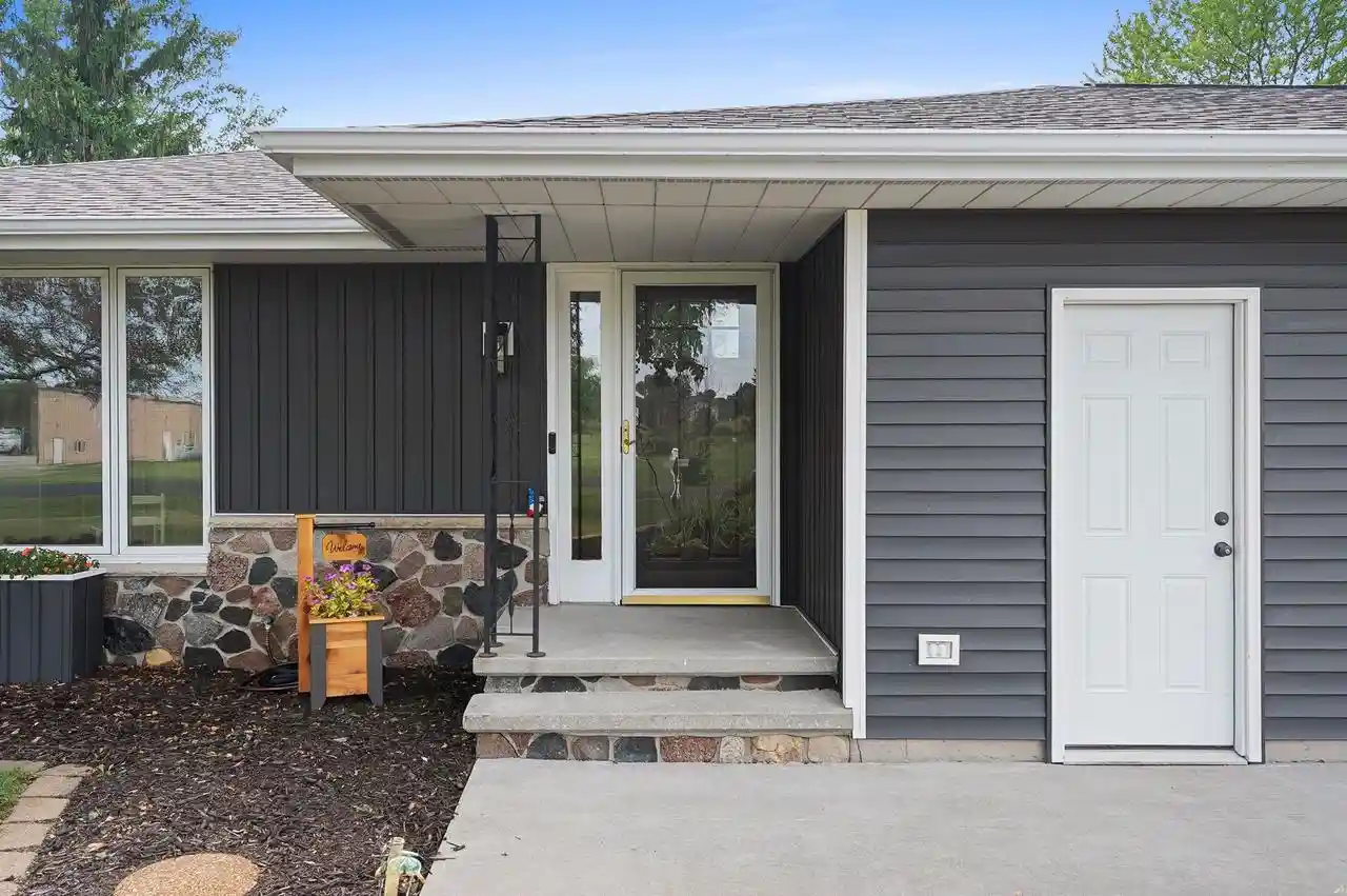Photo 3 of Single family home for sale at N1145 Clune Rd, Kaukauna, WI 54130 | MLS# 50333239 | Listing updated on 2026-09-25