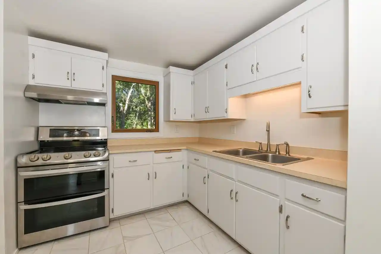 Photo 2 of Single family home for sale at 6508 N Tichigan Rd, Waterford, WI 53185 | MLS# 1982099 | Listing updated on 2026-09-28