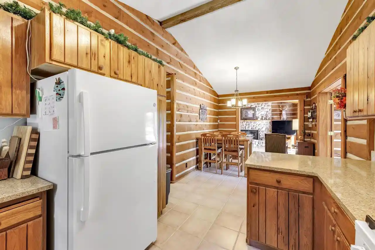 Photo 4 of Single family home for sale at N11622 Sturgeon Shrs Ln, Wausaukee, WI 54177 | MLS# 50333243 | Listing updated on 2026-09-25