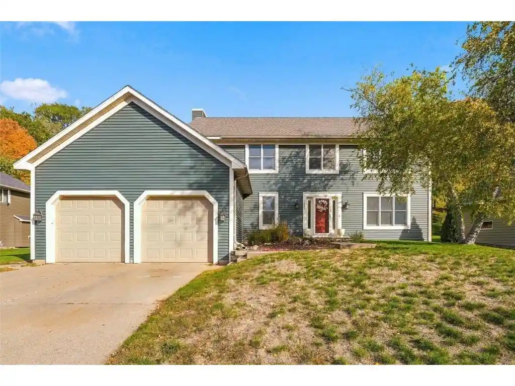 Photo 1 of Single family home for sale at 1497 Golf View Dr, River Falls, WI 54022 | MLS# 7150351 | Listing updated on 2026-10-09