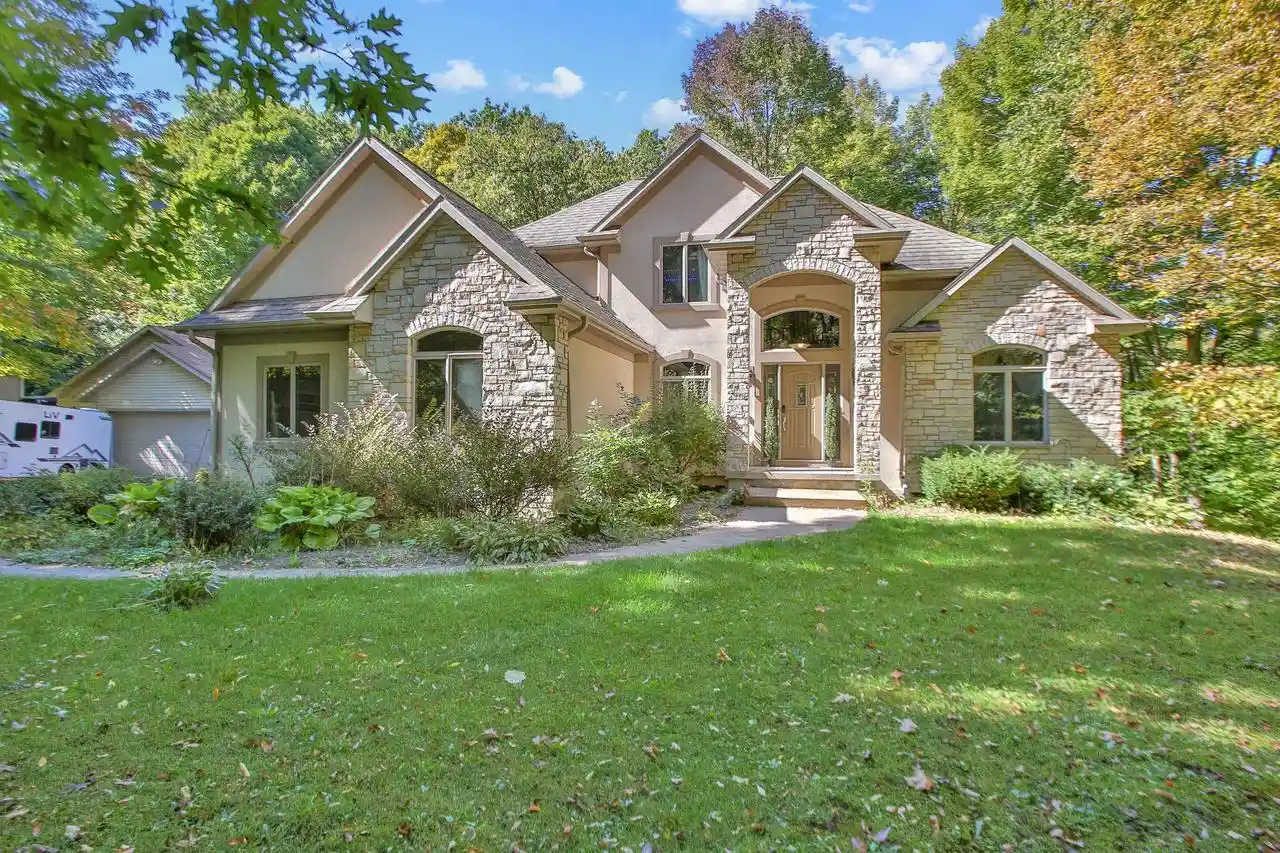 Photo 1 of Single family home for sale at 224034 Laurie Ann Ln, Wausau, WI 54401 | MLS# 22604774 | Listing updated on 2026-10-09
