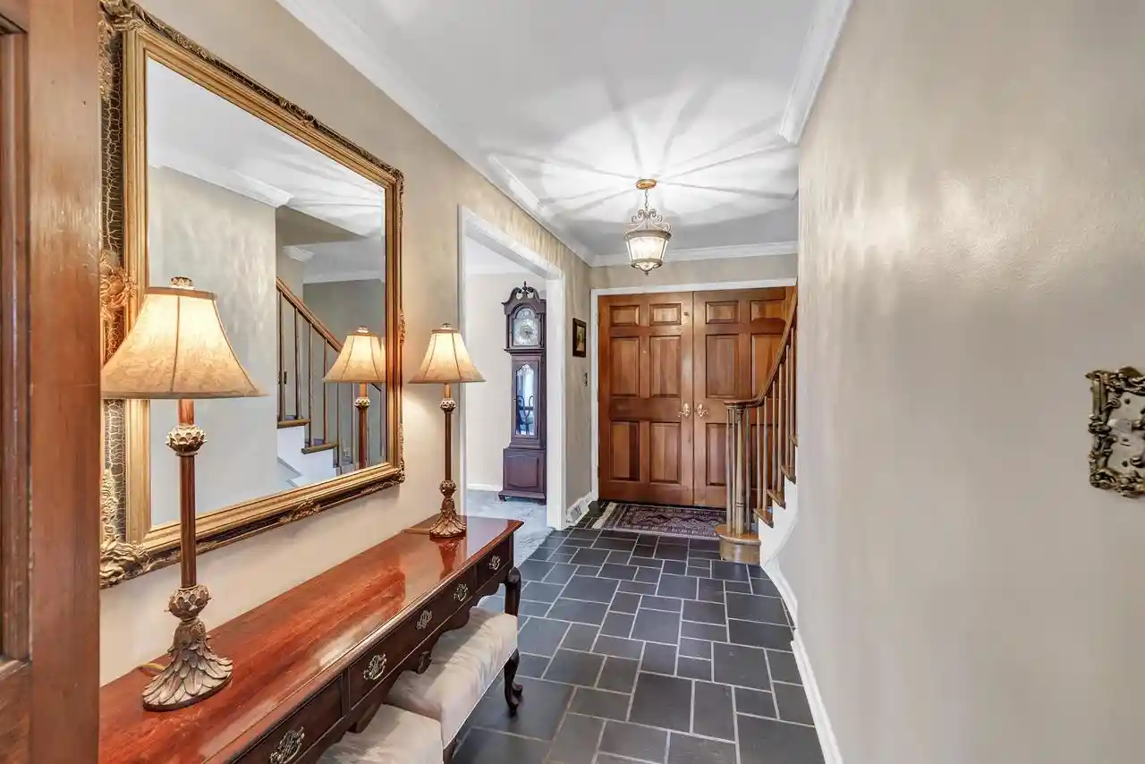 Photo 3 of Single family home for sale at 2954 Old Plank Rd, De Pere, WI 54115 | MLS# 50333241 | Listing updated on 2026-10-01