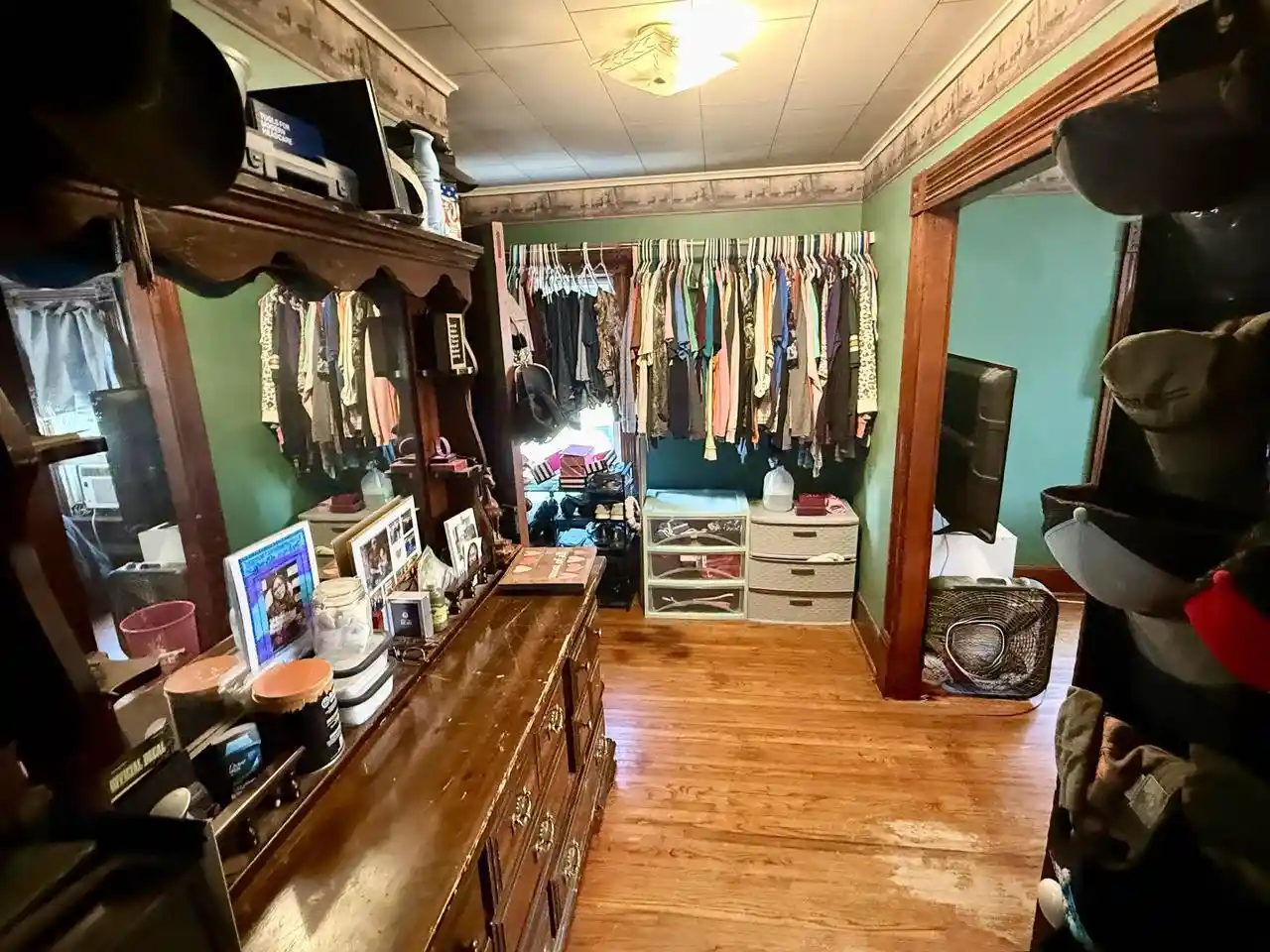Photo 4 of Single family home for sale at 406 E Amelia St, Cassville, WI 53806 | MLS# 2033458 | Listing updated on 2026-10-01