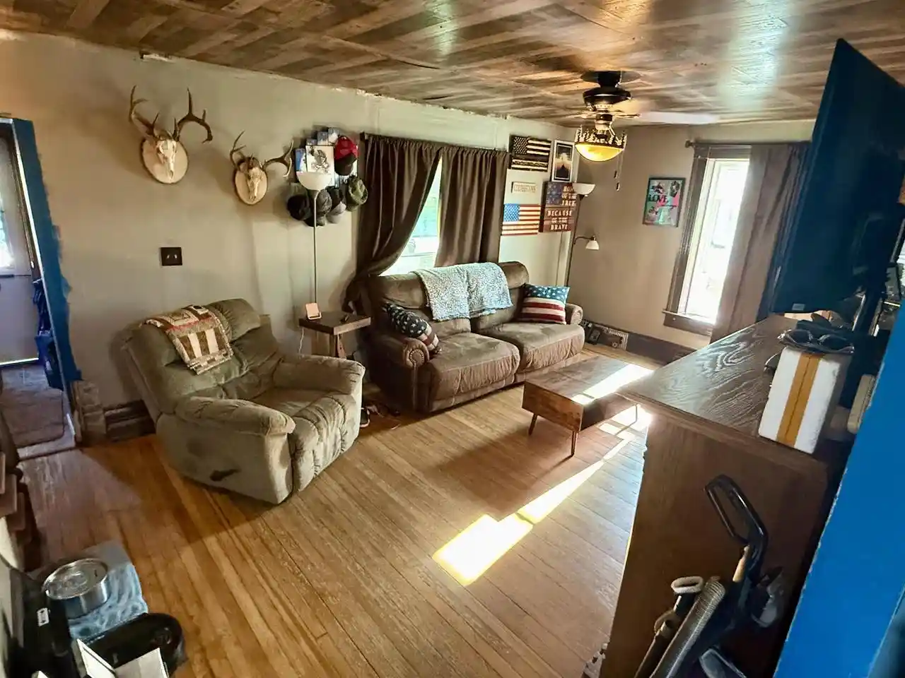 Photo 21 of Single family home for sale at 406 E Amelia St, Cassville, WI 53806 | MLS# 2033458 | Listing updated on 2026-10-01