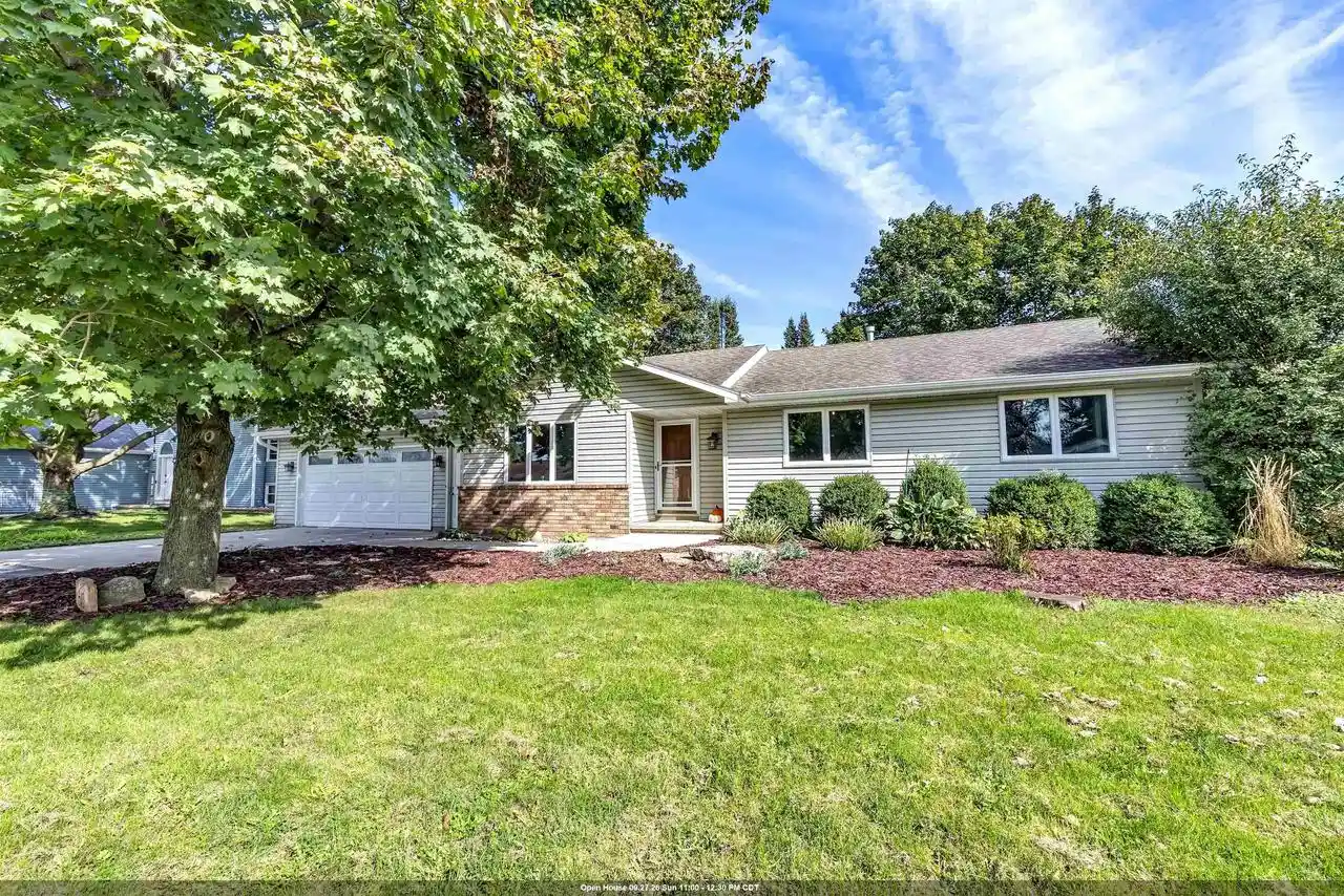 Photo 1 of Single family home for sale at 610 S Wild Rose Ln, Appleton, WI 54914 | MLS# 50333261 | Listing updated on 2026-09-28
