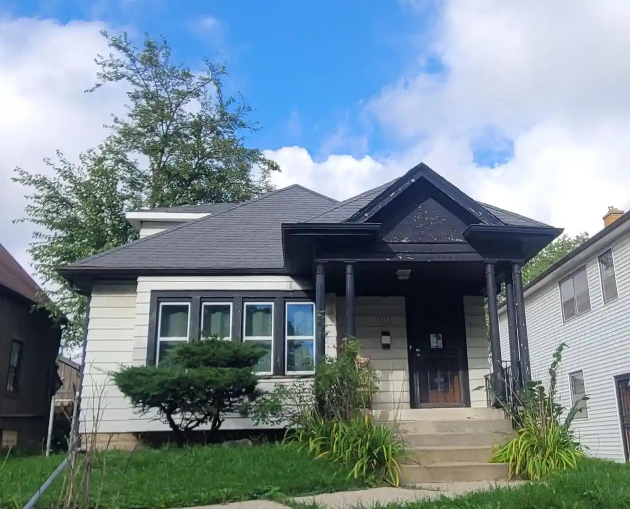 Photo 1 of Single family home for sale at 4343 N 17th Street, Milwaukee, WI 53209 | MLS# 1982134 | Listing updated on 2026-09-25
