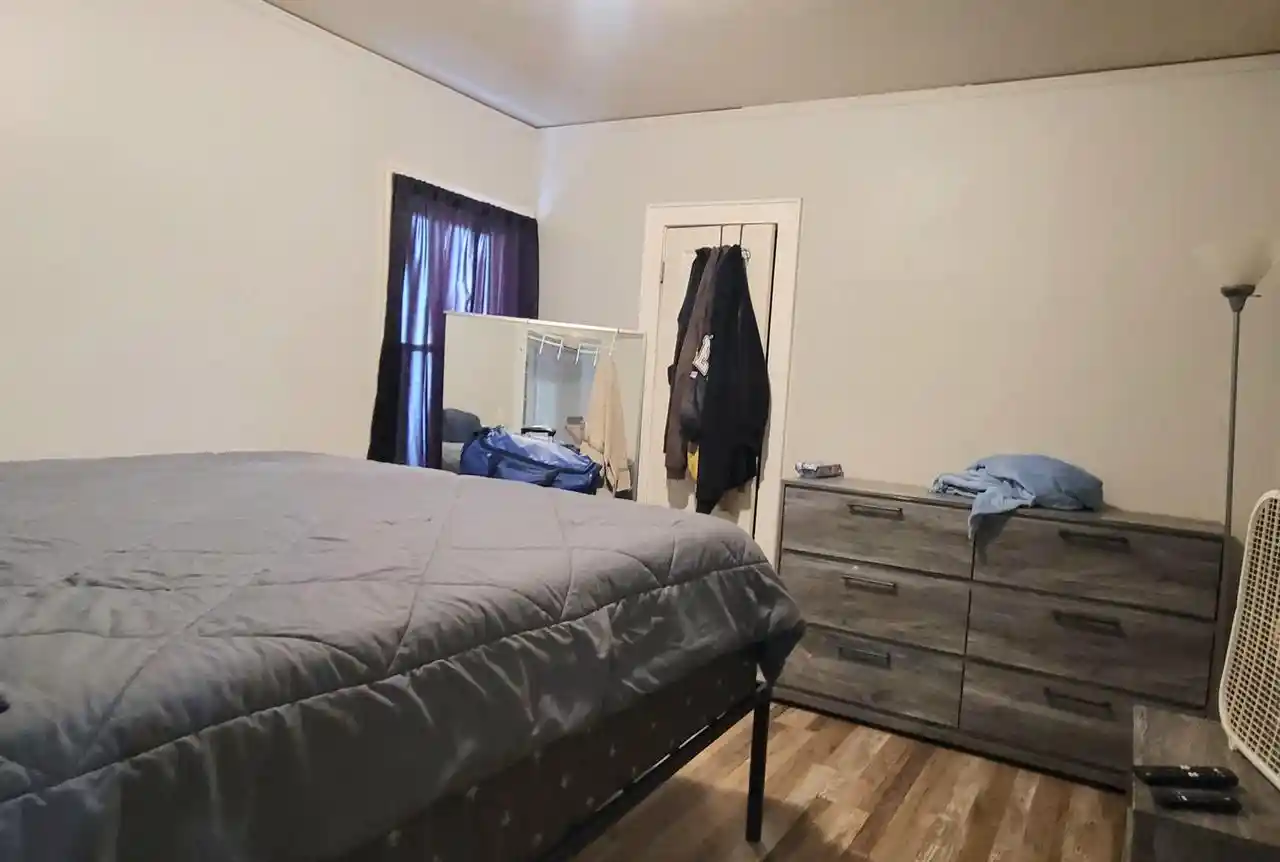 Photo 4 of Single family home for sale at 4343 N 17th Street, Milwaukee, WI 53209 | MLS# 1982134 | Listing updated on 2026-09-25