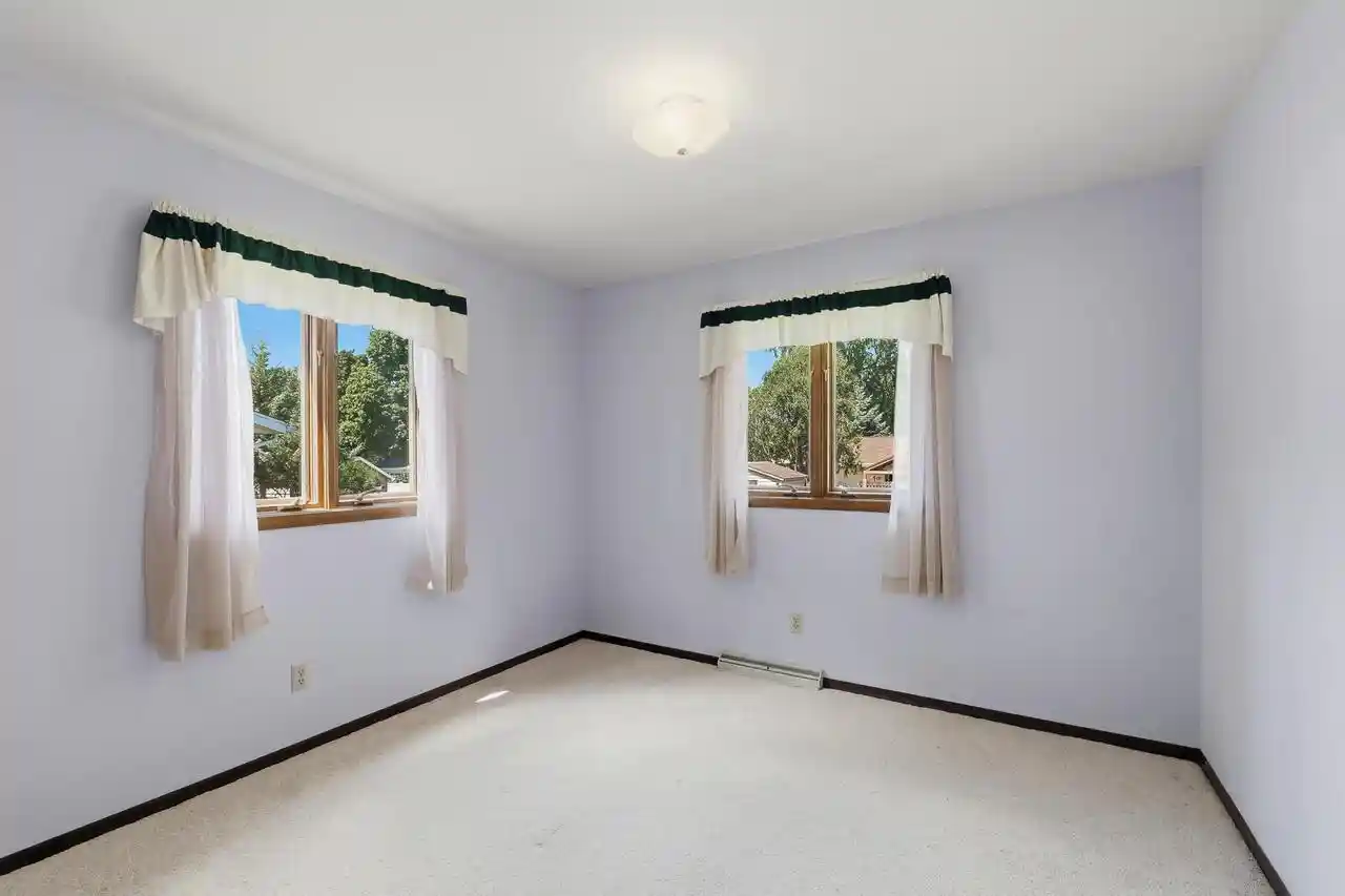 Photo 4 of Single family home for sale at 1706 Sunset Ln, New Holstein, WI 53061 | MLS# 1982137 | Listing updated on 2026-09-28