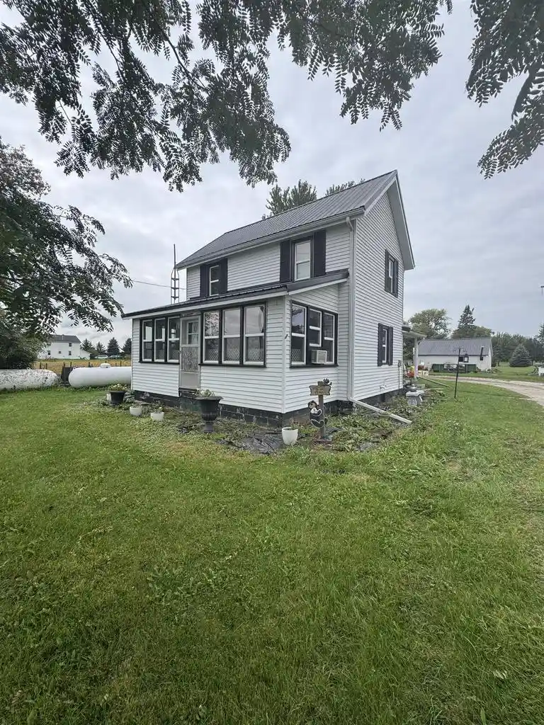Photo 1 of Single family home for sale at N7850 Douglas St, Ripon, WI 54971 | MLS# 2033465 | Listing updated on 2026-10-06