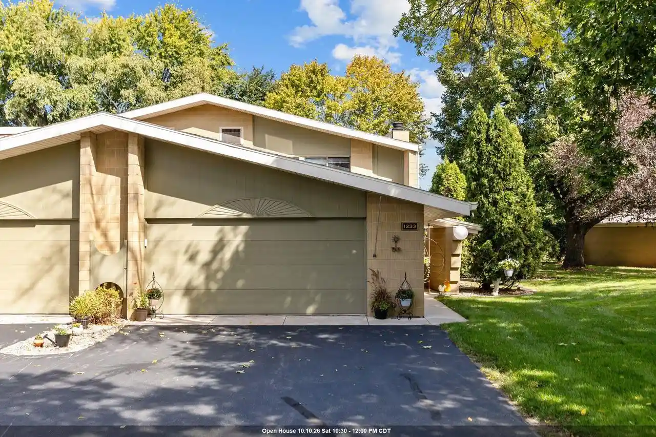 Photo 1 of Condo for sale at 1233 W Nicolet Cercle, Appleton, WI 54914 | MLS# 50333275 | Listing updated on 2026-10-06