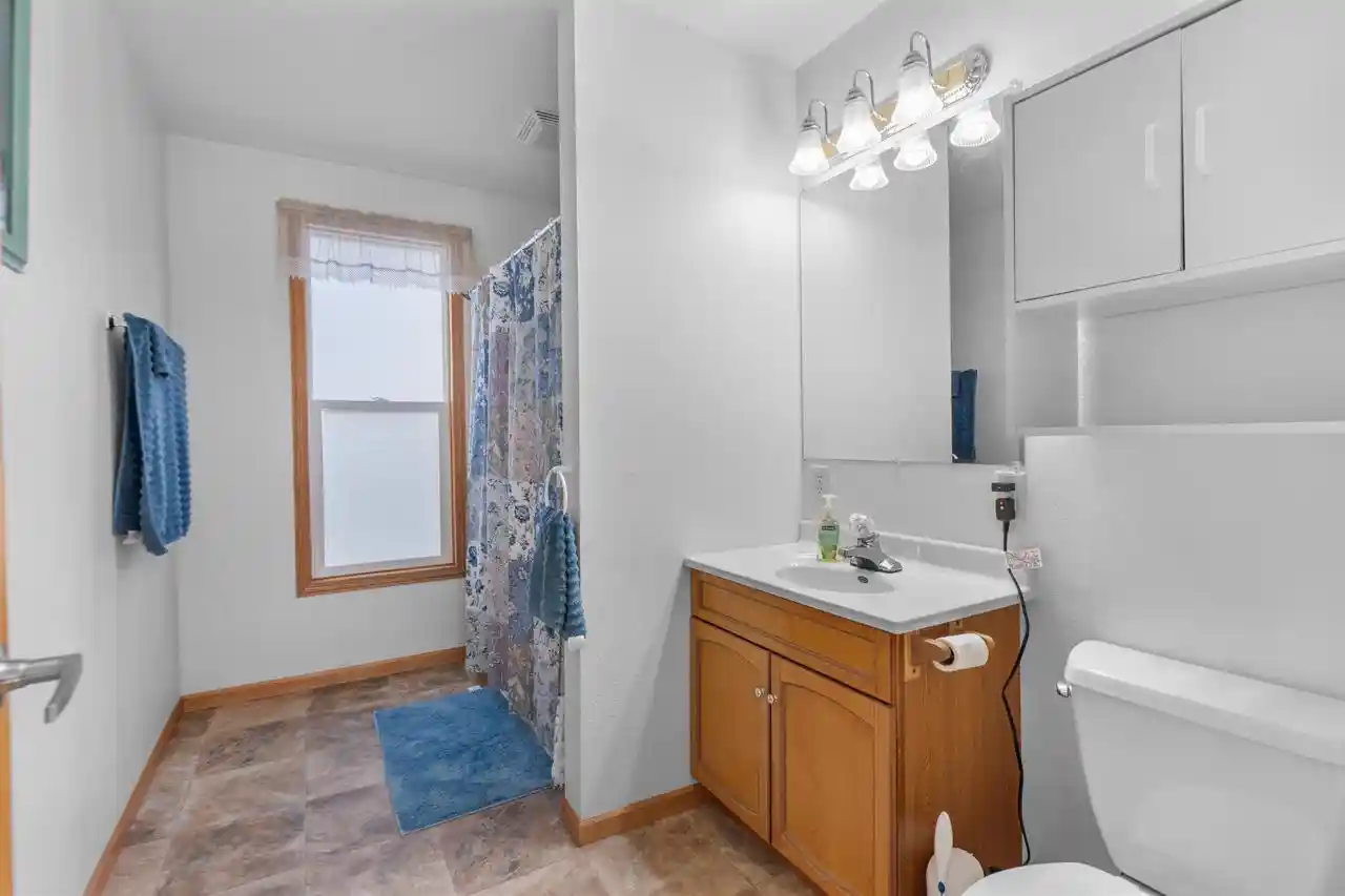 Photo 3 of Single family home for sale at 1516 Logan Ave, Marinette, WI 54143 | MLS# 50333273 | Listing updated on 2026-09-27