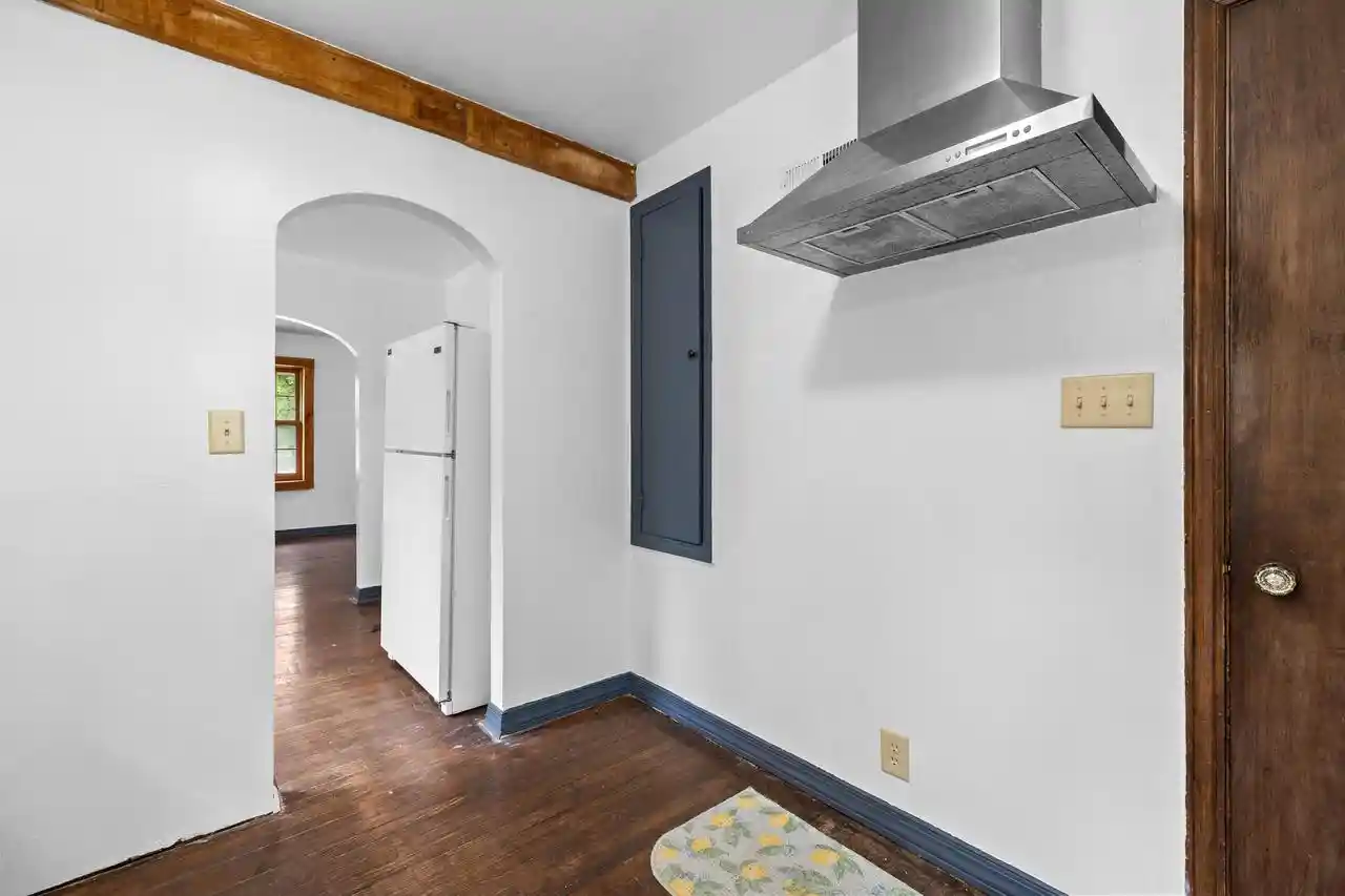 Photo 3 of Single family home for sale at N35w28744 Old N Shore Dr, Pewaukee, WI 53072 | MLS# 1982146 | Listing updated on 2026-09-25