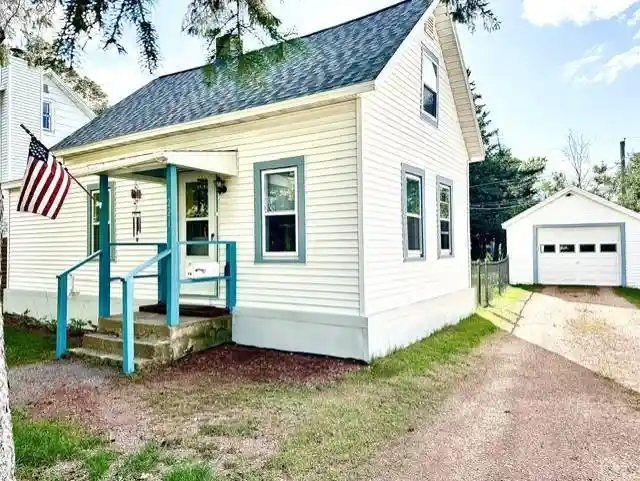 Photo 1 of Single family home for sale at 221 17th Street N, Wisconsin Rapids, WI 54494 | MLS# 22604777 | Listing updated on 2026-10-06