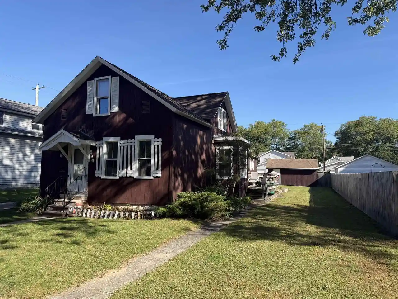 Photo 4 of Multi family home for sale at 830 Elmore St, Green Bay, WI 54303 | MLS# 50333282 | Listing updated on 2026-09-27