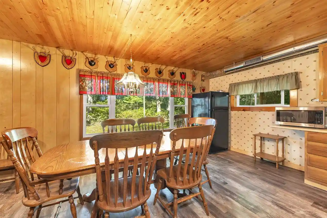 Photo 3 of Single family home for sale at E559 Indian Valley Rd, Waupaca, WI 54981 | MLS# 50333281 | Listing updated on 2026-09-30