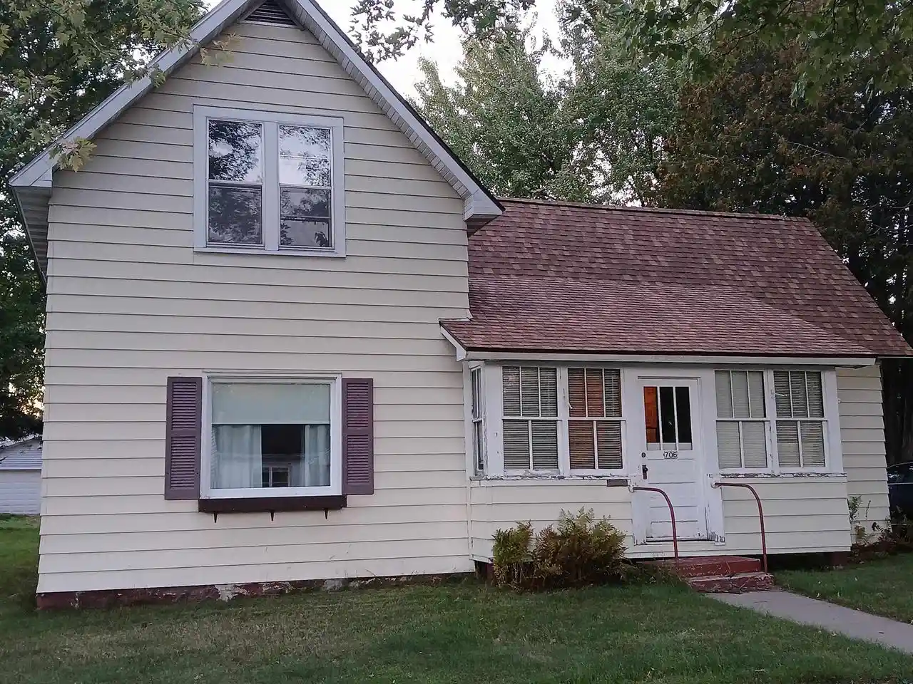 Photo 1 of Single family home for sale at 706 Chippewa St, Merrill, WI 54452 | MLS# 22604778 | Listing updated on 2026-09-29