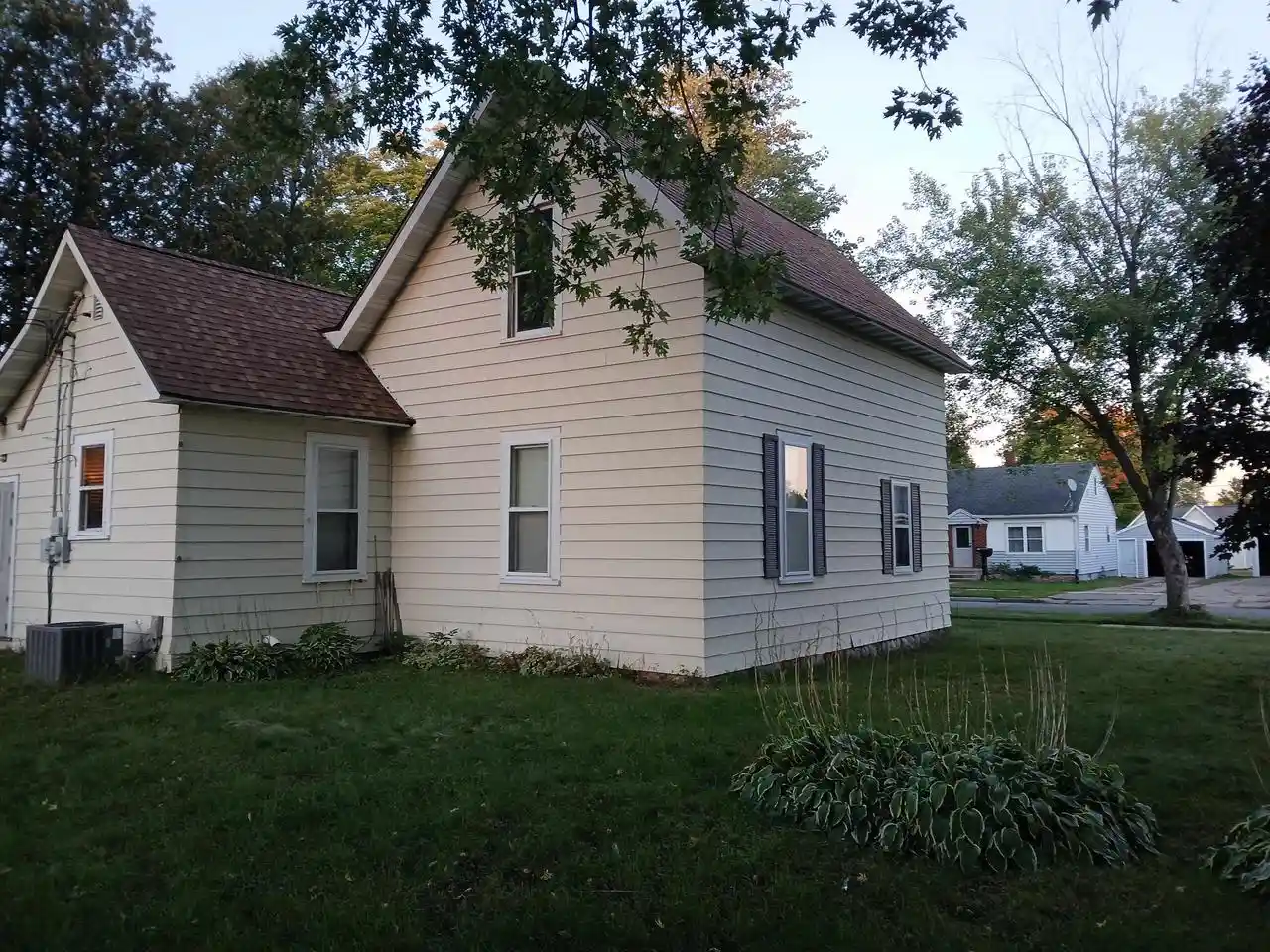 Photo 2 of Single family home for sale at 706 Chippewa St, Merrill, WI 54452 | MLS# 22604778 | Listing updated on 2026-09-29