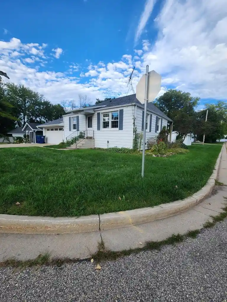 Photo 3 of Single family home for sale at 603 N 7th Street, Winneconne, WI 54986 | MLS# 50333286 | Listing updated on 2026-09-27