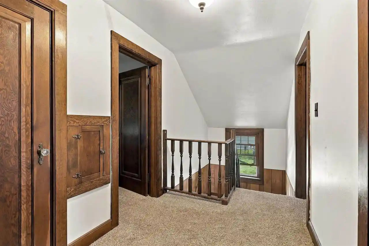 Photo 4 of Single family home for sale at 2318 Wisconsin Ave, New Holstein, WI 53061 | MLS# 50333270 | Listing updated on 2026-10-01
