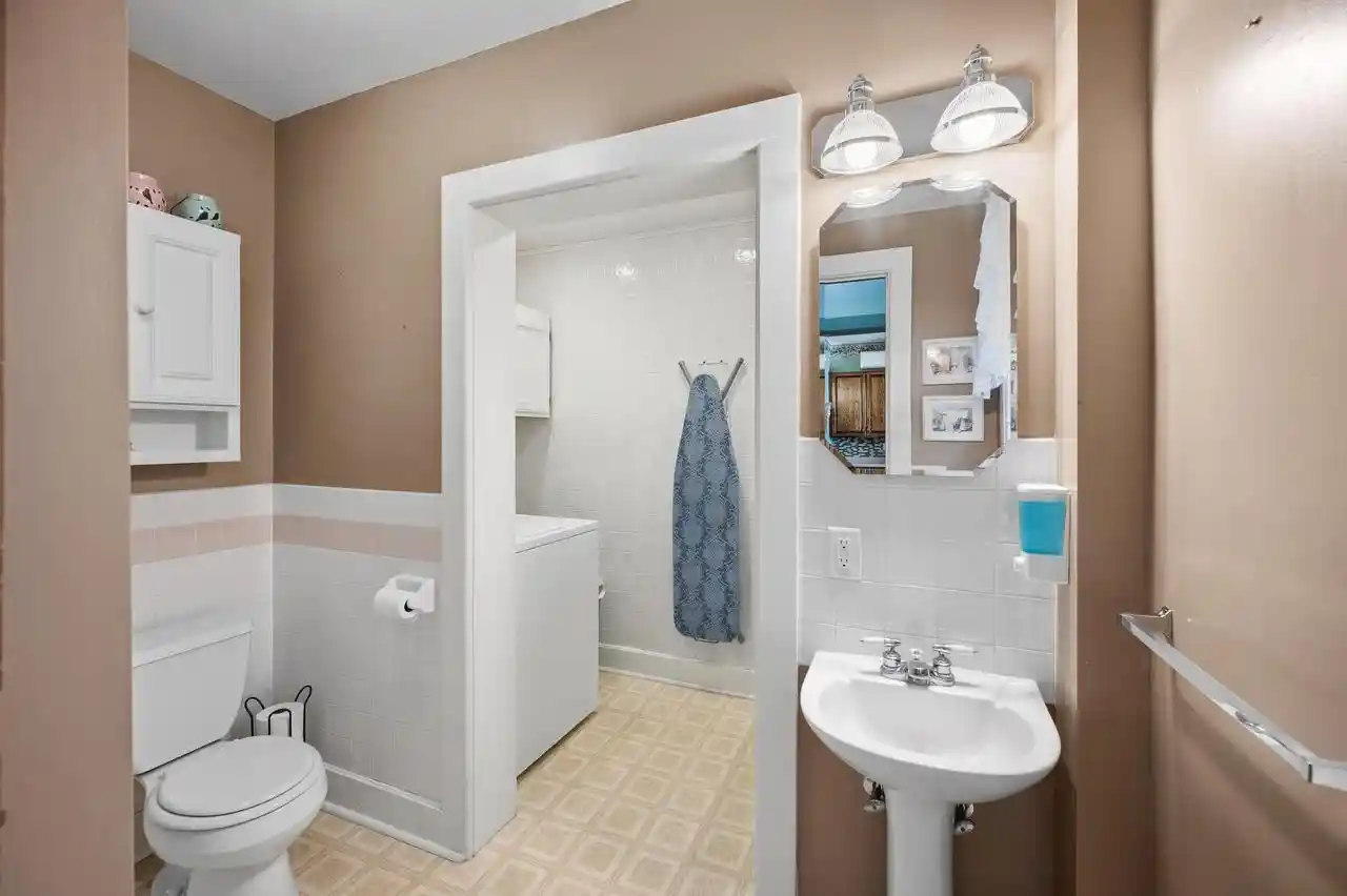 Photo 3 of Single family home for sale at 232 N West Ave, Jefferson, WI 53549 | MLS# 1982165 | Listing updated on 2026-10-10