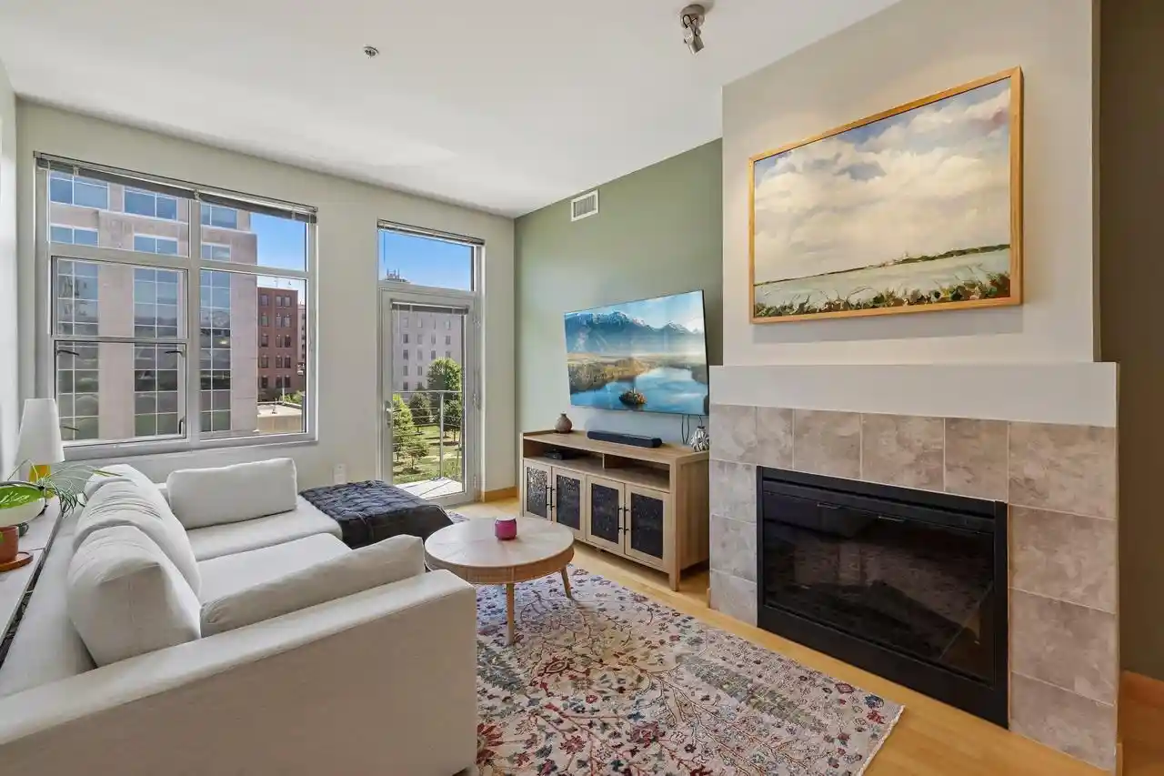 Photo 1 of Condo for sale at 309 W Washington Ave #613, Madison, WI 53703 | MLS# 2033481 | Listing updated on 2026-10-08