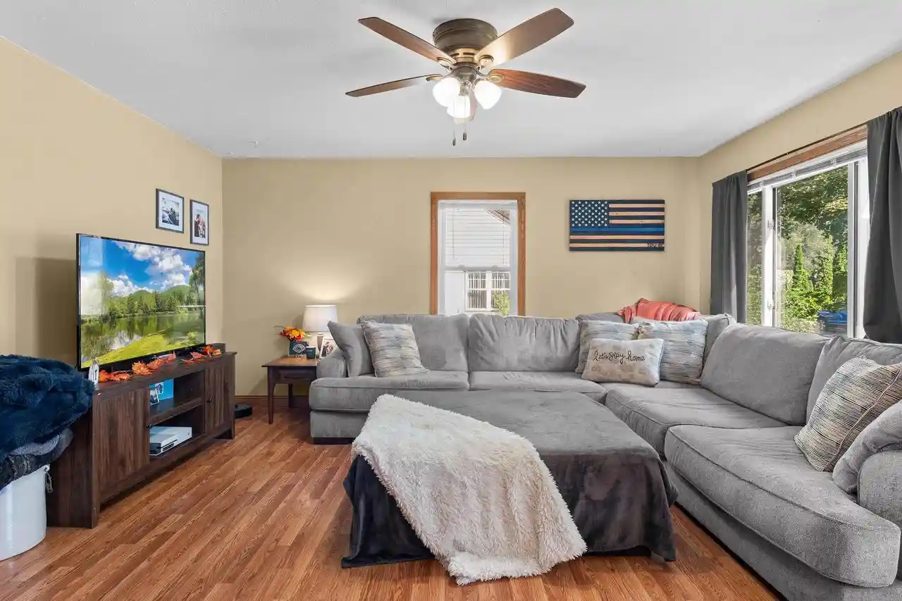 Photo 2 of Single family home for sale at 512 Ellinwood Ave, Reedsburg, WI 53959 | MLS# 2033482 | Listing updated on 2026-10-06