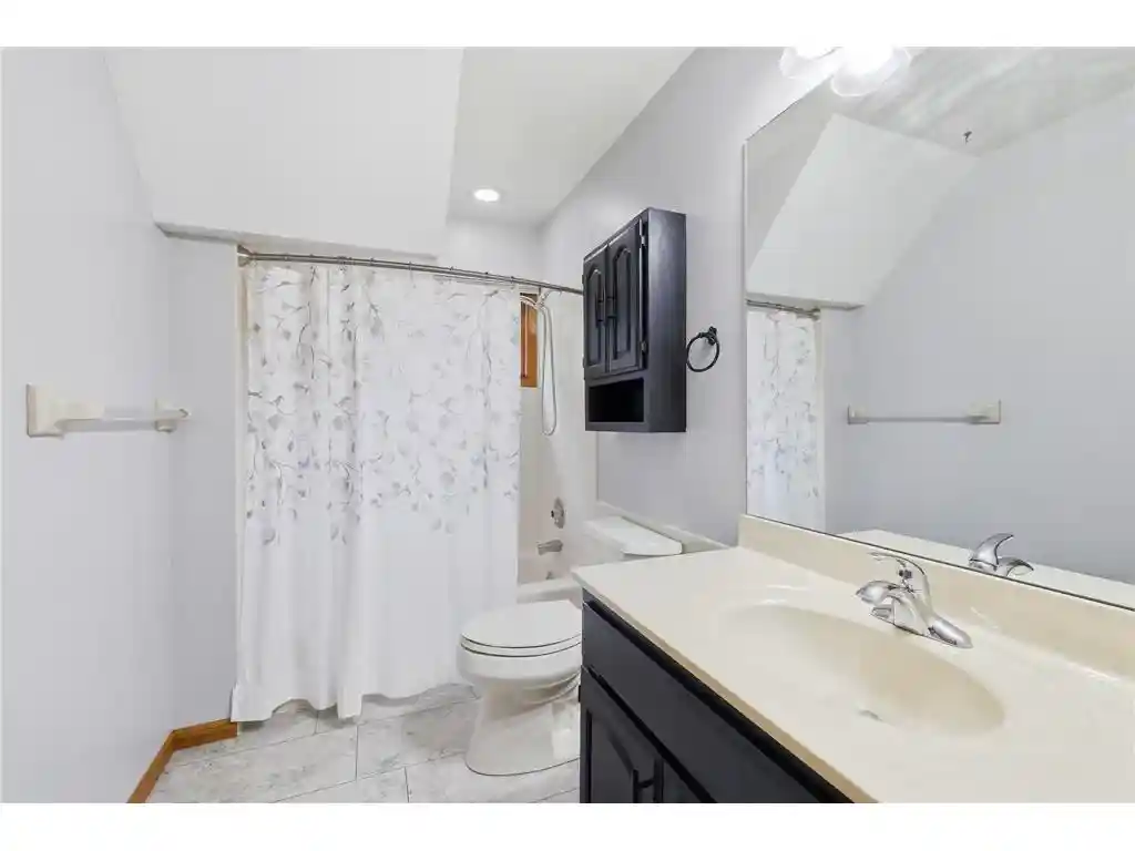 Photo 3 of Single family home for sale at 525 N Fremont St, River Falls, WI 54022 | MLS# 7150661 | Listing updated on 2026-10-02