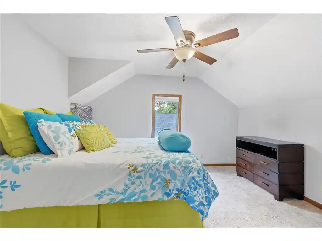 Photo 4 of Single family home for sale at 525 N Fremont St, River Falls, WI 54022 | MLS# 7150661 | Listing updated on 2026-10-02
