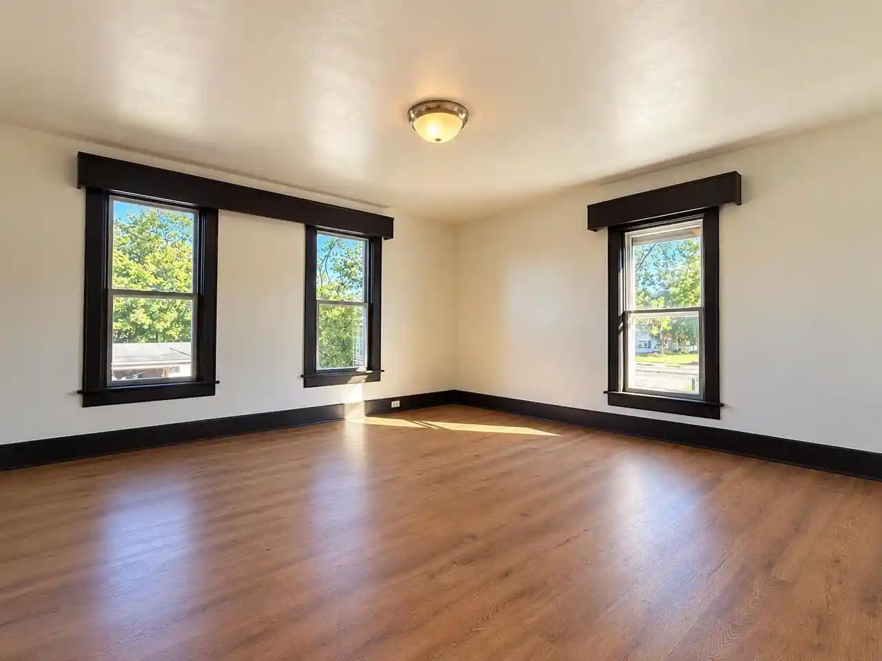 Photo 3 of Single family home for sale at 1009 16th Street, Menominee, MI 49858 | MLS# 50333291 | Listing updated on 2026-10-08