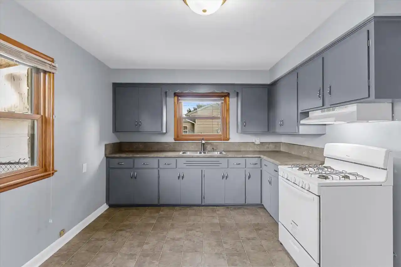 Photo 3 of Single family home for sale at 5268 N 60th Street, Milwaukee, WI 53218 | MLS# 1982184 | Listing updated on 2026-10-06