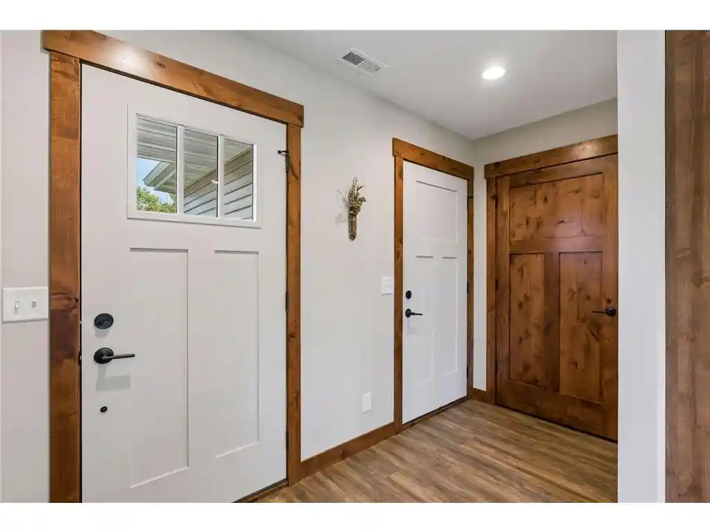 Photo 3 of Single family home for sale at 184 Steelhead Dr, River Falls, WI 54022 | MLS# 7149930 | Listing updated on 2026-09-26