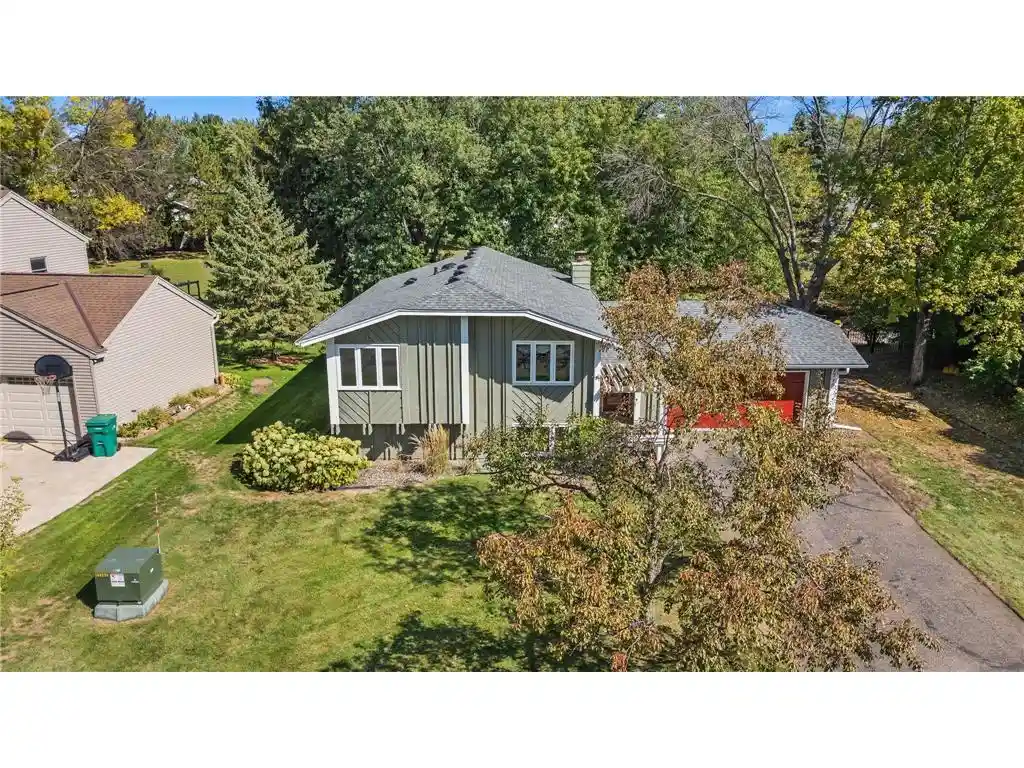 Photo 1 of Single family home for sale at 1719 Cudd Cir, Hudson, WI 54016 | MLS# 7150623 | Listing updated on 2026-09-26