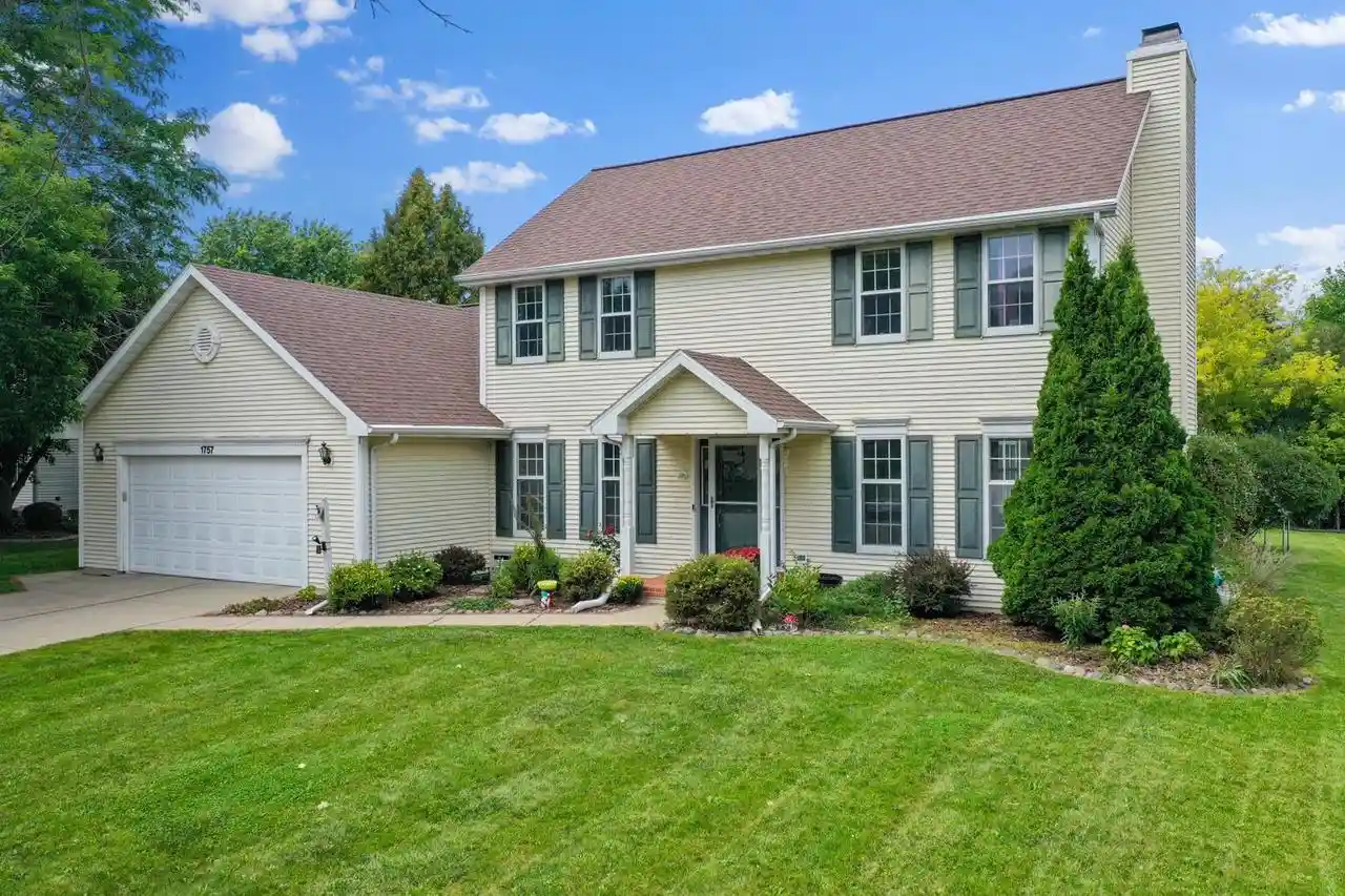 Photo 1 of Single family home for sale at 1757 Sunnyside Ln, De Pere, WI 54115 | MLS# 50333289 | Listing updated on 2026-10-07