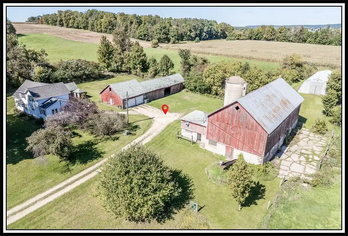 Photo 1 of Single family home for sale at E6998 Symco Rd, Bear Creek, WI 54922 | MLS# 50333293 | Listing updated on 2026-10-06