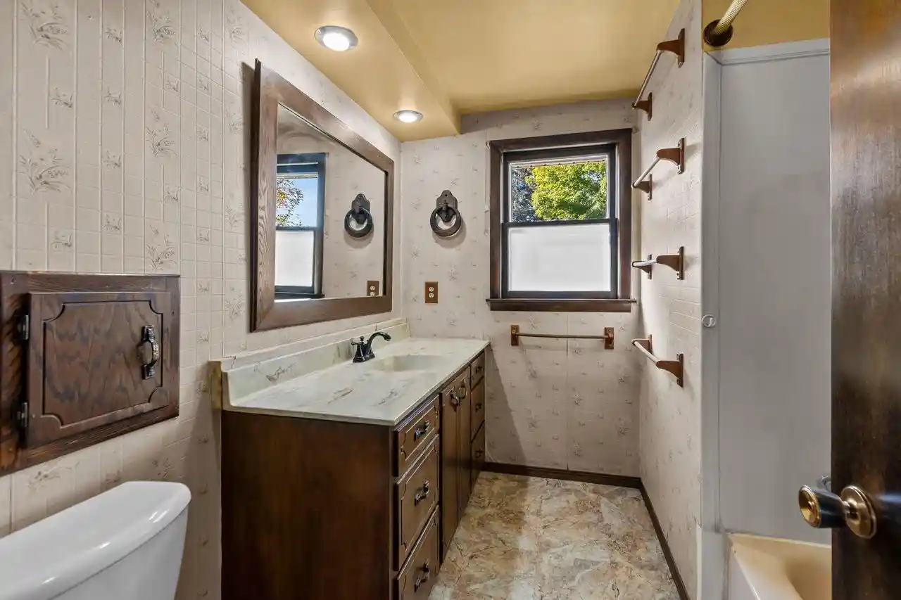 Photo 3 of Single family home for sale at 408 W 15th Street, Kaukauna, WI 54130 | MLS# 50333294 | Listing updated on 2026-09-25