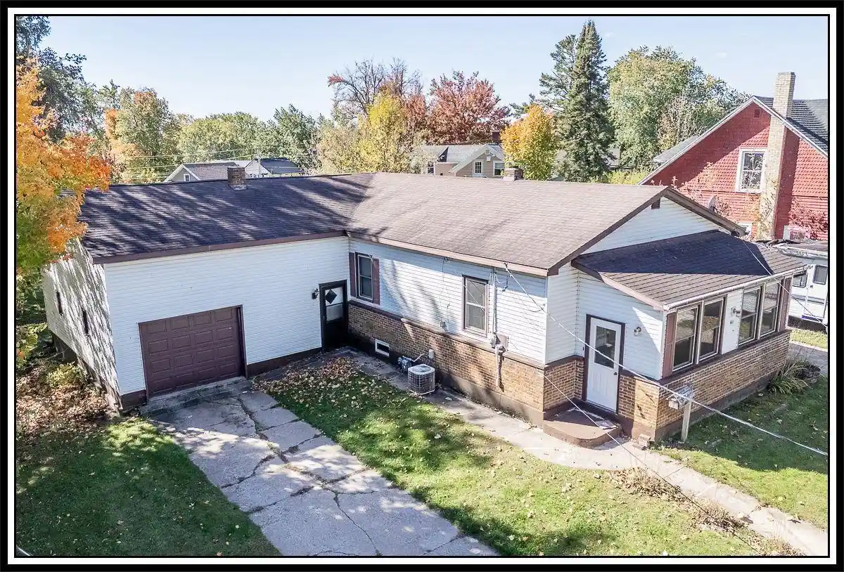 Photo 1 of Single family home for sale at 63 W 14th Street, Clintonville, WI 54929 | MLS# 50333308 | Listing updated on 2026-10-07