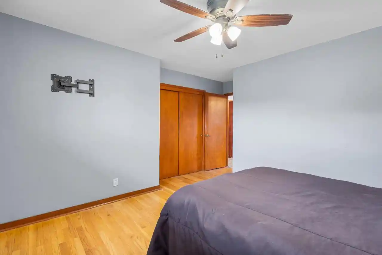 Photo 4 of Single family home for sale at 422 E Howard St, Portage, WI 53901 | MLS# 2033489 | Listing updated on 2026-09-27