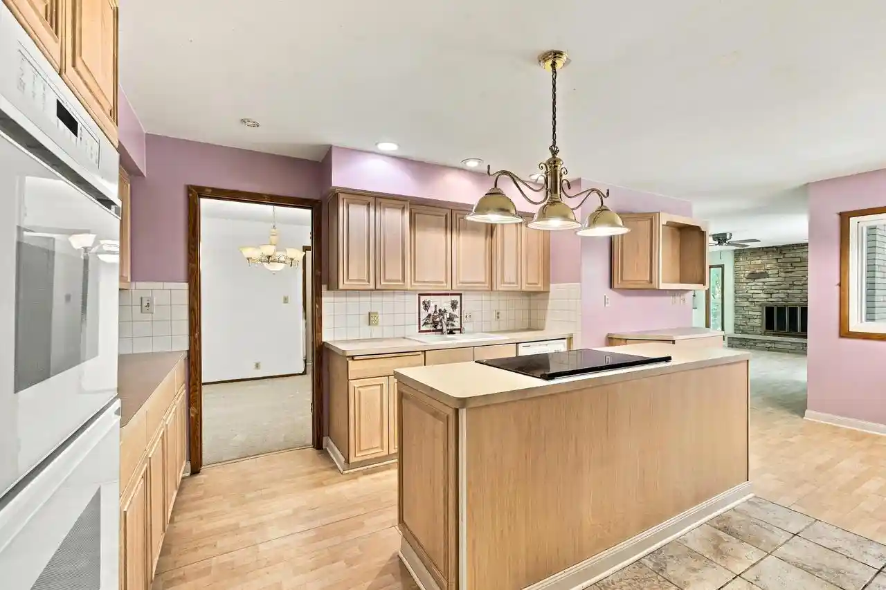 Photo 3 of Single family home for sale at 3920 Fiebrantz Dr, Brookfield, WI 53005 | MLS# 1982202 | Listing updated on 2026-09-25