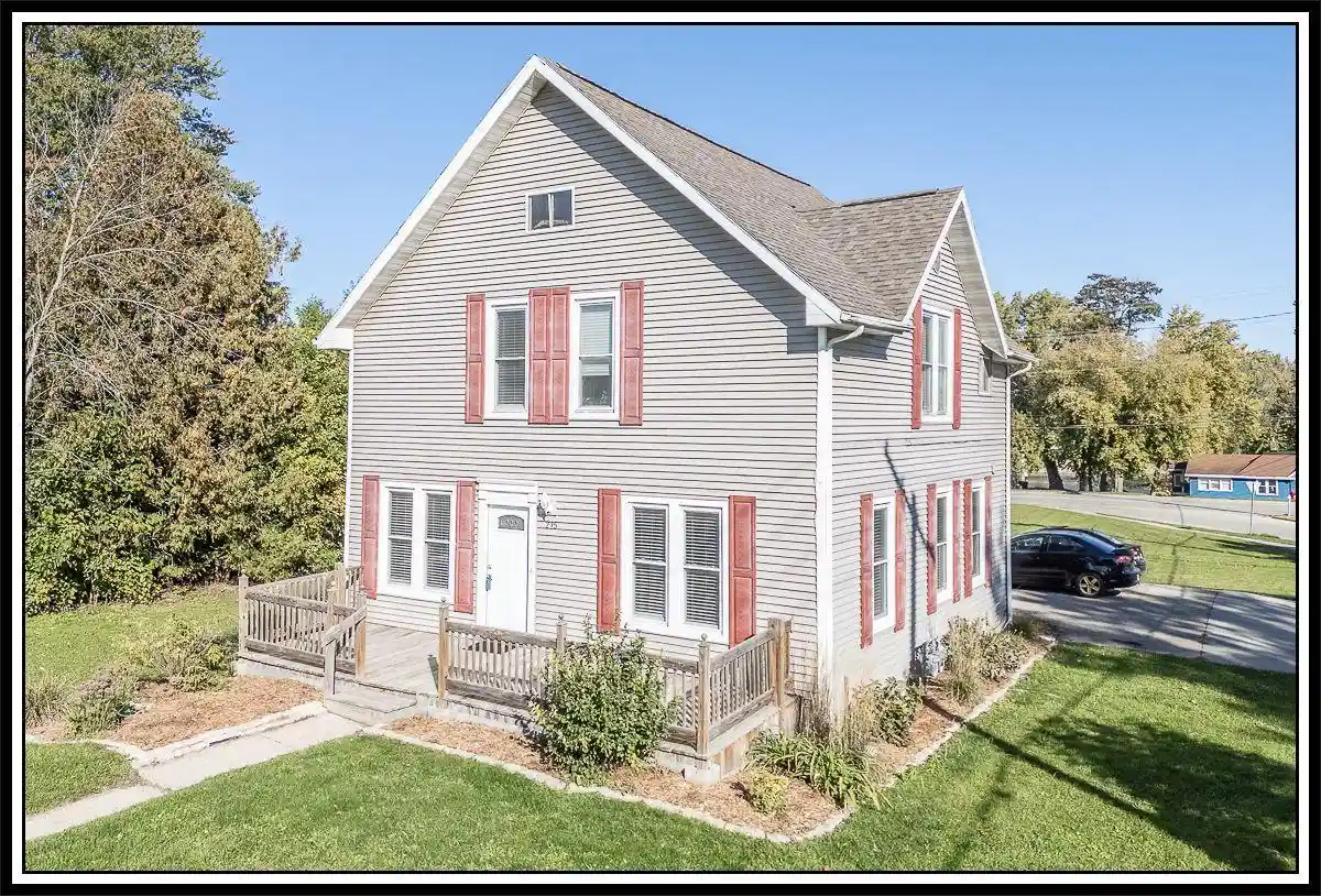 Photo 1 of Multi family home for sale at 215 E Spring St, New London, WI 54961 | MLS# 50333327 | Listing updated on 2026-10-07