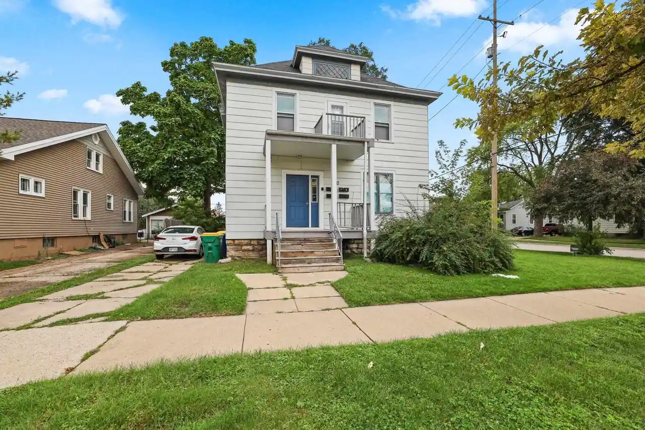 Multi family home for sale at 200 S Maple Ave, Green Bay, WI 54303 | MLS# 50333251