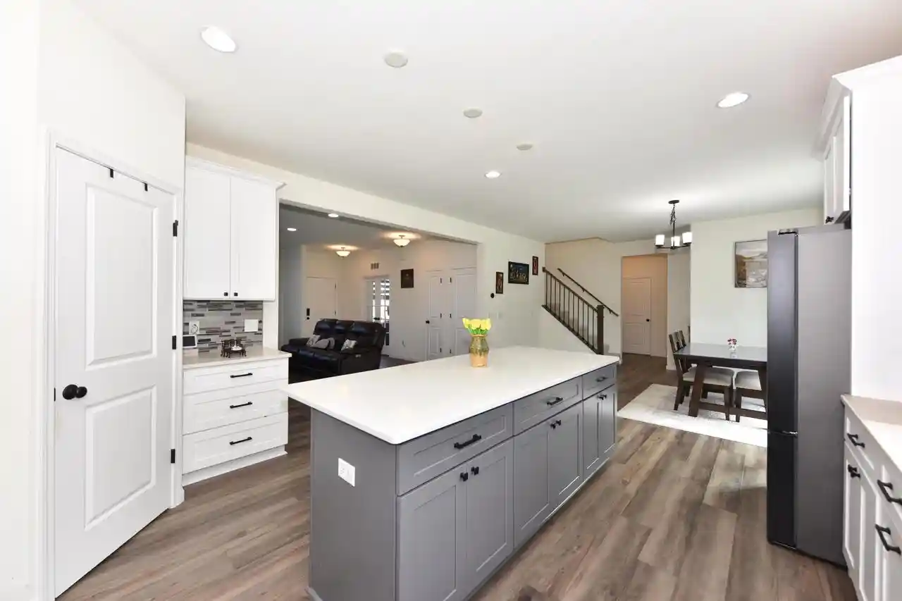 Photo 4 of Single family home for sale at W228n7937 Timberland Dr, Sussex, WI 53089 | MLS# 1982211 | Listing updated on 2026-10-01