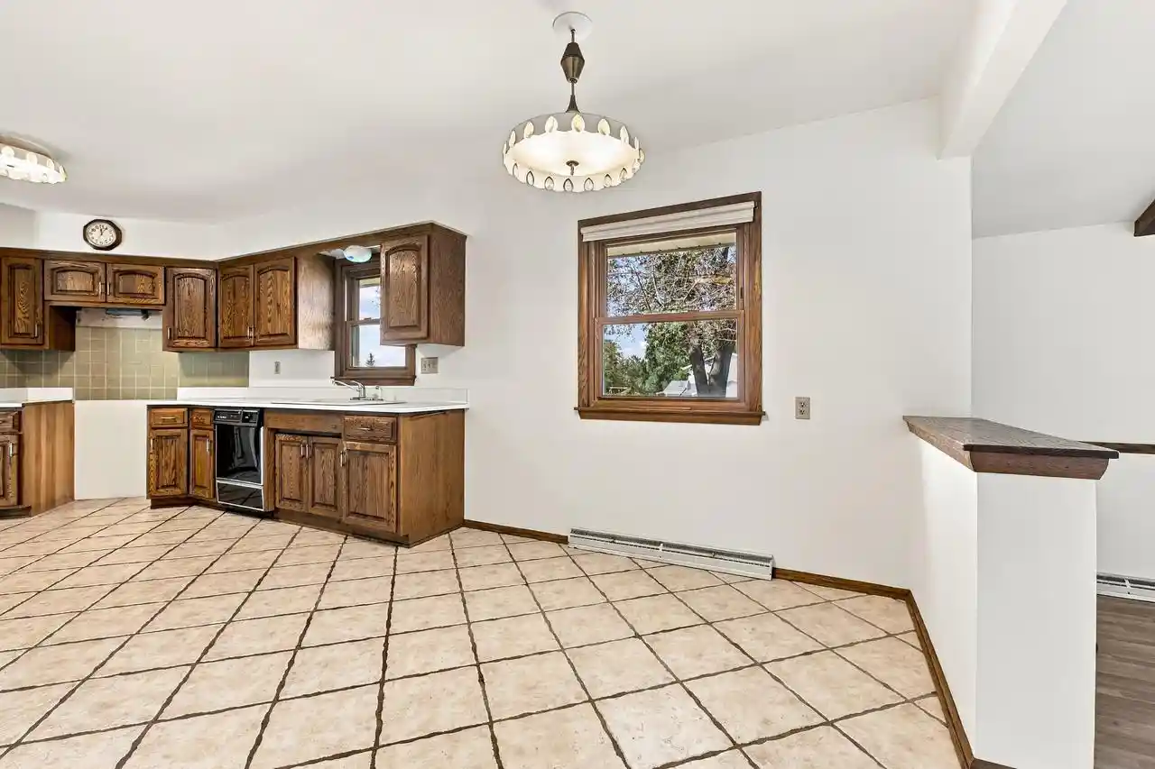 Photo 2 of Single family home for sale at 3735 San Fernando Dr, Brookfield, WI 53045 | MLS# 1982219 | Listing updated on 2026-09-27
