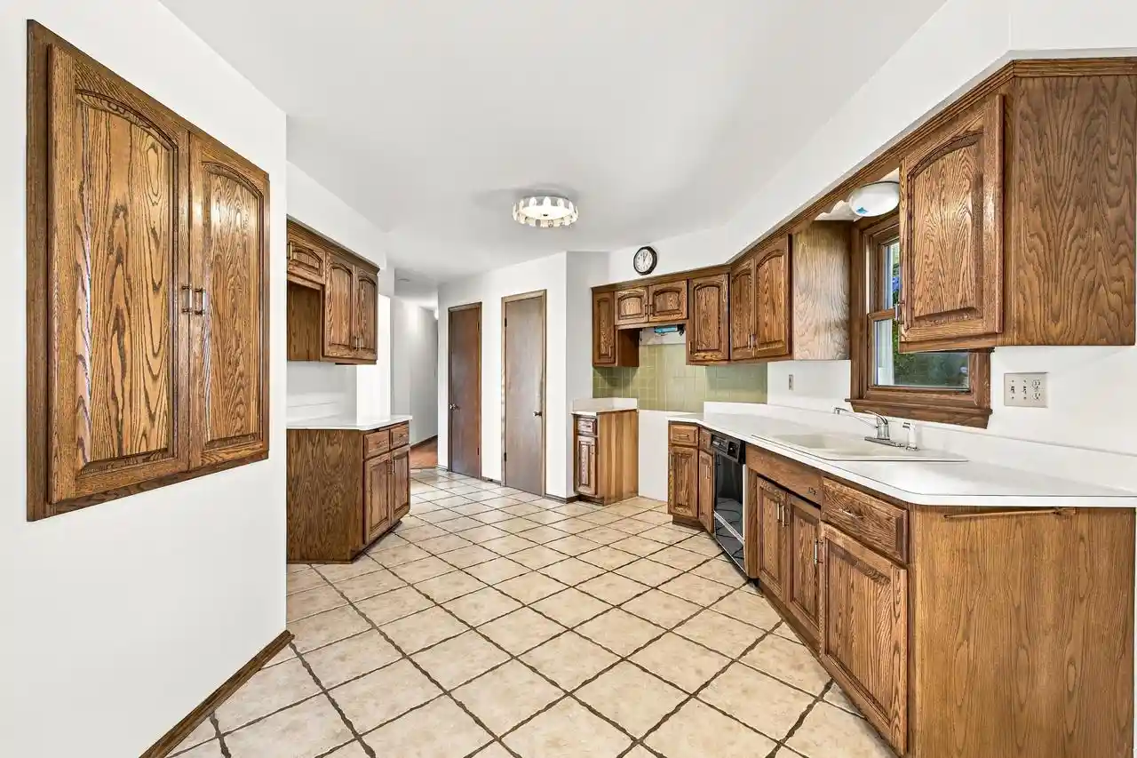 Photo 3 of Single family home for sale at 3735 San Fernando Dr, Brookfield, WI 53045 | MLS# 1982219 | Listing updated on 2026-09-27
