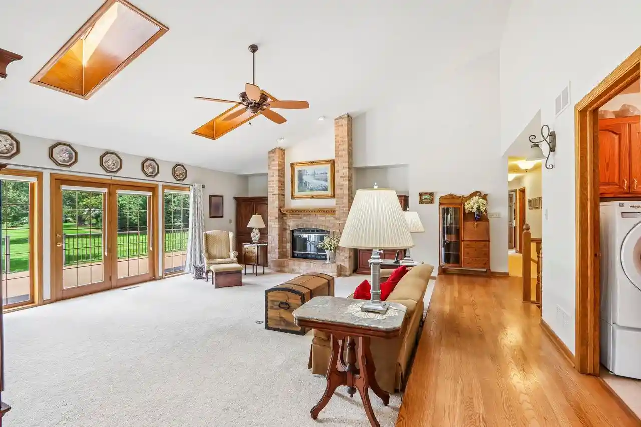 Photo 3 of Single family home for sale at 435 Nickelby Ct, Delafield, WI 53018 | MLS# 1982225 | Listing updated on 2026-09-26
